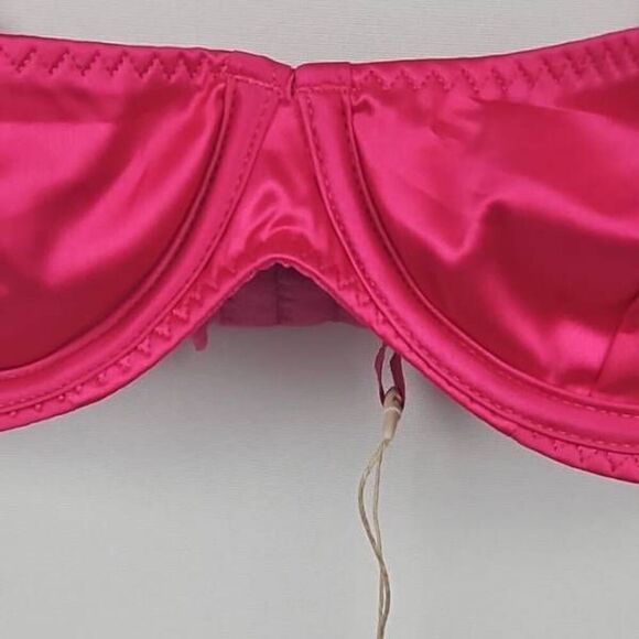 SKIMS UNDERWIRE DEMI CUP BRA NWT - Picture 3 of 10